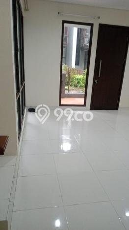 Dijual Hunian Rumah Terawat 3 Kamar di BSD Green Wich, Tangerang Dijual Hunian Rumah Terawat 3 Kamar di BSD Green Wich, Tangerang