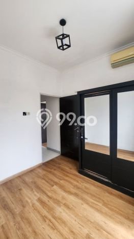 Rumah Strategis Minimalis Lb 60m2 di Ciputat, Tangerang Selatan Rumah Strategis Minimalis Lb 60m2 di Ciputat, Tangerang Selatan