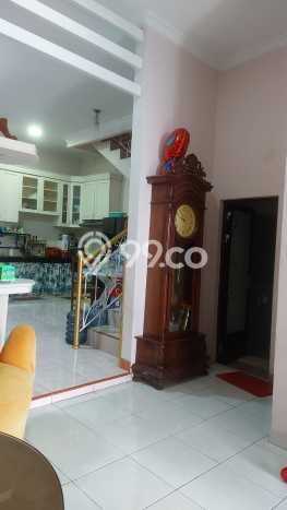Rumah Minimalis 5 KT di Metland Puri Jakarta Barat Semi Furnished Rumah Minimalis 5 KT di Metland Puri Jakarta Barat Semi Furnished