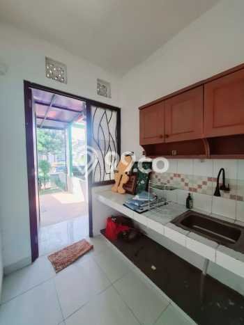 Rumah Minimalis 3 Kamar LT 120m2 di Graha Raya Rumah Minimalis 3 Kamar LT 120m2 di Graha Raya