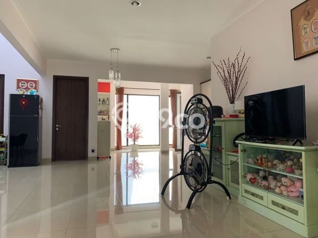 Rumah area BSD, 4 KM, Design Modern, LT 210m2m² Bangunan 300m2m² Rumah area BSD, 4 KM, Design Modern, LT 210m2m² Bangunan 300m2m²