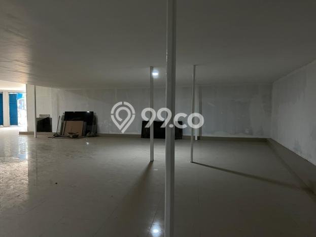 Gudang Disewakan di Serpong, Luas 1000m², Pusat Bisnis, Siap Usaha Gudang Disewakan di Serpong, Luas 1000m², Pusat Bisnis, Siap Usaha
