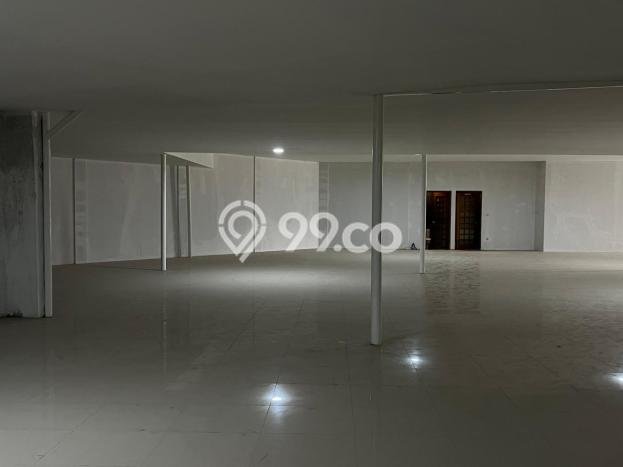 Gudang Disewakan di Serpong, Luas 1000m², Pusat Bisnis, Siap Usaha Gudang Disewakan di Serpong, Luas 1000m², Pusat Bisnis, Siap Usaha
