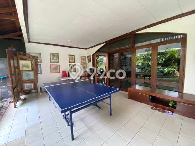 Rumah Eksklusif Dijual LT 1015m2 di Kebon Jeruk, Jakarta Barat Rumah Eksklusif Dijual LT 1015m2 di Kebon Jeruk, Jakarta Barat