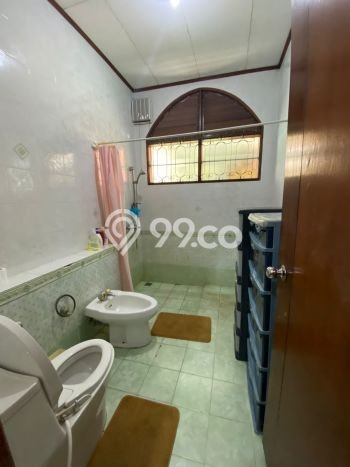Rumah Eksklusif Dijual LT 1015m2 di Kebon Jeruk, Jakarta Barat Rumah Eksklusif Dijual LT 1015m2 di Kebon Jeruk, Jakarta Barat