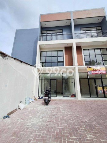Ruko Paling Dicari LB 354m2 Dijual di Karang Tengah Ruko Paling Dicari LB 354m2 Dijual di Karang Tengah