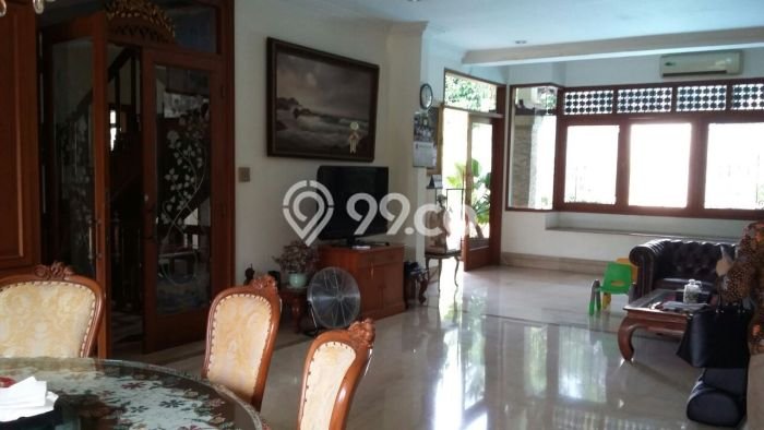 Jual Rumah 6 KT di Pondok Indah, Jakarta Selatan - Luas Tanah 2050m² Jual Rumah 6 KT di Pondok Indah, Jakarta Selatan - Luas Tanah 2050m²