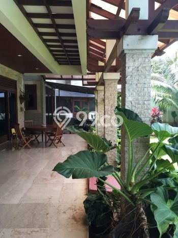 Jual Rumah 6 KT di Pondok Indah, Jakarta Selatan - Luas Tanah 2050m² Jual Rumah 6 KT di Pondok Indah, Jakarta Selatan - Luas Tanah 2050m²