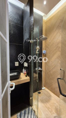 Jual Rumah Favorit Siap Huni LB 200m2 di Cakung, Jakarta Timur Jual Rumah Favorit Siap Huni LB 200m2 di Cakung, Jakarta Timur