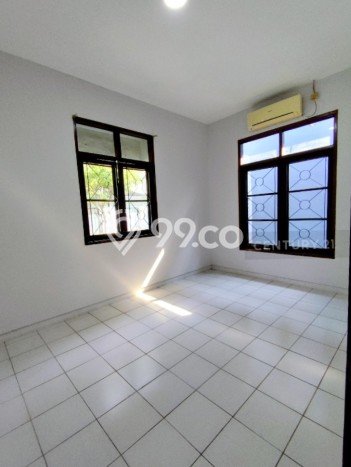 Rumah Disewakan Jakarta Timur LT 392m2 LB 226m2 Kawasan Pulomas Rumah Disewakan Jakarta Timur LT 392m2 LB 226m2 Kawasan Pulomas