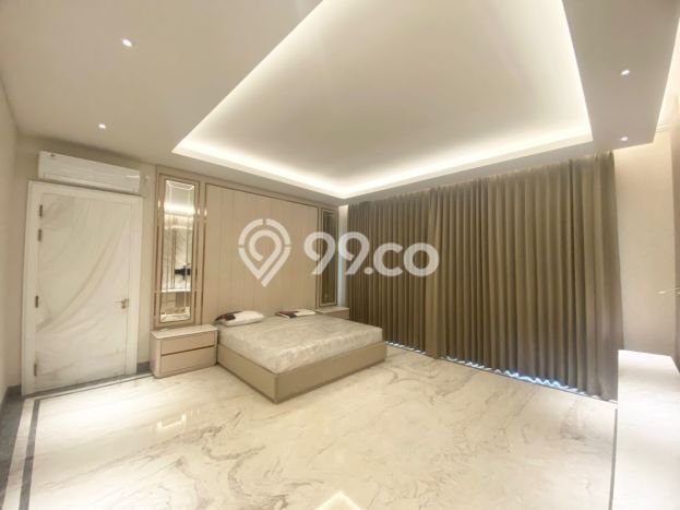 Dijual Rumah Premium dengan Fasilitas Sekitar Lengkap di Wiyung, Surabaya Dijual Rumah Premium dengan Fasilitas Sekitar Lengkap di Wiyung, Surabaya