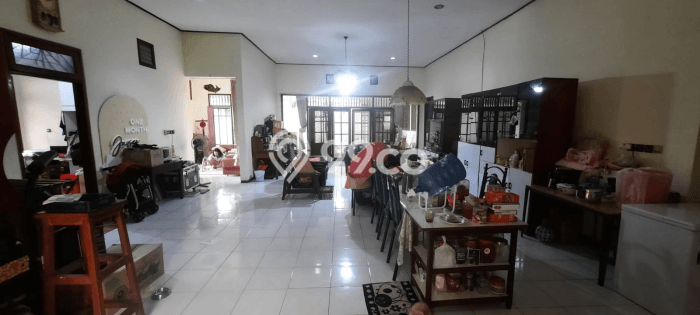 Rumah di Mulyorejo, Surabaya, LT 404m2m² Bangunan 500m2m² Rumah di Mulyorejo, Surabaya, LT 404m2m² Bangunan 500m2m²