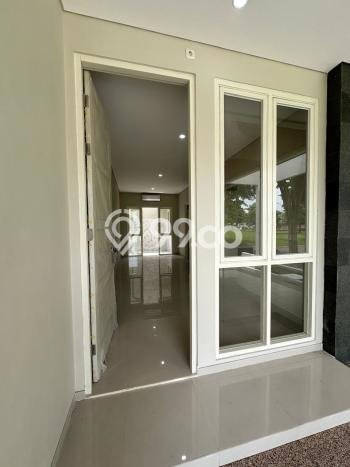 Rumah sewa siap pakai 4 Kamar Tidur di Sukomanunggal, Surabaya Rumah sewa siap pakai 4 Kamar Tidur di Sukomanunggal, Surabaya