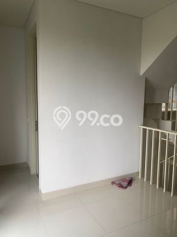 Disewakan! Rumah 3 Kamar Tidur &
3 Kamar Mandi di Pakuwon Indah, Surabaya Disewakan! Rumah 3 Kamar Tidur &
3 Kamar Mandi di Pakuwon Indah, Surabaya