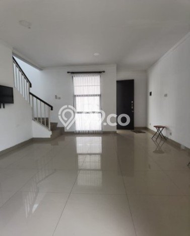 Rumah Bagus area Bintaro, Tangerang Selatan, LT 72m², Luas Bangunan 76m² Rumah Bagus area Bintaro, Tangerang Selatan, LT 72m², Luas Bangunan 76m²