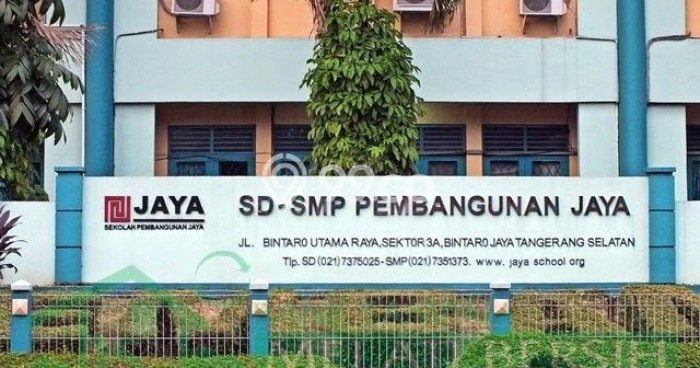 Rumah Modern Cantik 5 KT Bisa Langsung Pindah di Pondok Aren Rumah Modern Cantik 5 KT Bisa Langsung Pindah di Pondok Aren