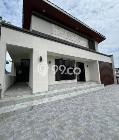 Ready to Use! Luxury House LT 168m2 Desain Modern di BSD The Icon Ready to Use! Luxury House LT 168m2 Desain Modern di BSD The Icon