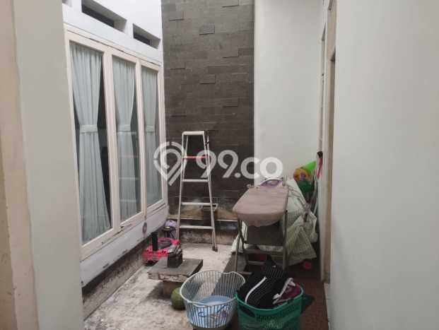 Rumah Modern 3 Kamar Siap Huni di Kompleks Perumahan Sektor 9-Bintaro, Tangerang Selatan Rumah Modern 3 Kamar Siap Huni di Kompleks Perumahan Sektor 9-Bintaro, Tangerang Selatan