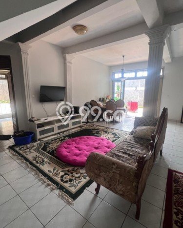For Sale Rumah 5 Kamar Lokasi Ideal Nyaman dan Strategis di Cinere For Sale Rumah 5 Kamar Lokasi Ideal Nyaman dan Strategis di Cinere