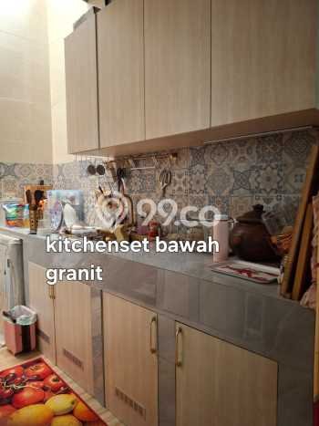Dijual Cepat Rumah Favorit Siap Huni LB 200m2 di Ciputat Timur, Tangerang Selatan Dijual Cepat Rumah Favorit Siap Huni LB 200m2 di Ciputat Timur, Tangerang Selatan