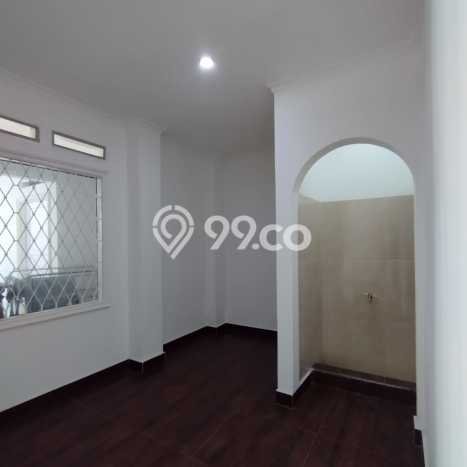 Rumah Luxury Modern Tanpa Renovasi di Sektor 7-Bintaro Tangerang Selatan Rumah Luxury Modern Tanpa Renovasi di Sektor 7-Bintaro Tangerang Selatan