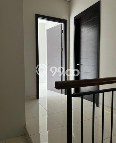 Rumah Luxury Modern Tanpa Renovasi di BSD Foresta Tangerang Rumah Luxury Modern Tanpa Renovasi di BSD Foresta Tangerang