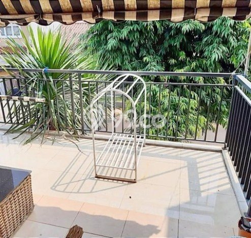 Rumah Luas Asri 3 KT Siap Pakai di Sektor 9-Bintaro Tangerang Selatan Rumah Luas Asri 3 KT Siap Pakai di Sektor 9-Bintaro Tangerang Selatan
