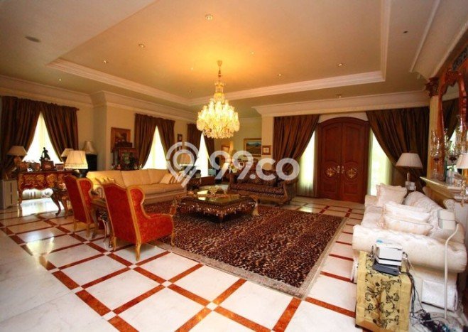 Dijual Hunian Mewah dengan Fasilitas Sekitar Lengkap di Menteng, Jakarta Pusat Dijual Hunian Mewah dengan Fasilitas Sekitar Lengkap di Menteng, Jakarta Pusat