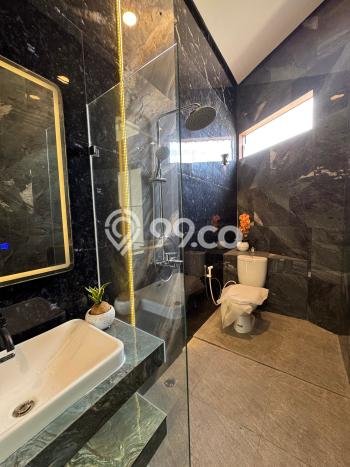 Rumah Strategis Minimalis Lb 239m2 di Pamulang, Tangerang Selatan Rumah Strategis Minimalis Lb 239m2 di Pamulang, Tangerang Selatan