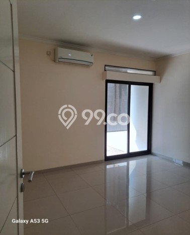 Rumah Strategis Modern Lb 150m2 di Ciputat Timur, Tangerang Selatan Rumah Strategis Modern Lb 150m2 di Ciputat Timur, Tangerang Selatan
