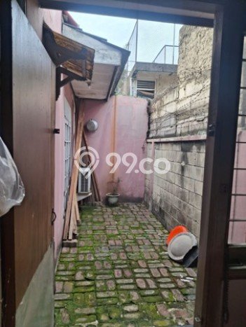 PROPERTI PILIHAN! Rumah Asri di Pondok Aren, Luas 135m² Bangunan 100m² PROPERTI PILIHAN! Rumah Asri di Pondok Aren, Luas 135m² Bangunan 100m²