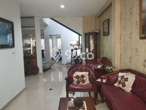 Rumah Modern 3 Kamar Siap Huni di Kompleks Perumahan Sektor 9-Bintaro, Tangerang Selatan Rumah Modern 3 Kamar Siap Huni di Kompleks Perumahan Sektor 9-Bintaro, Tangerang Selatan