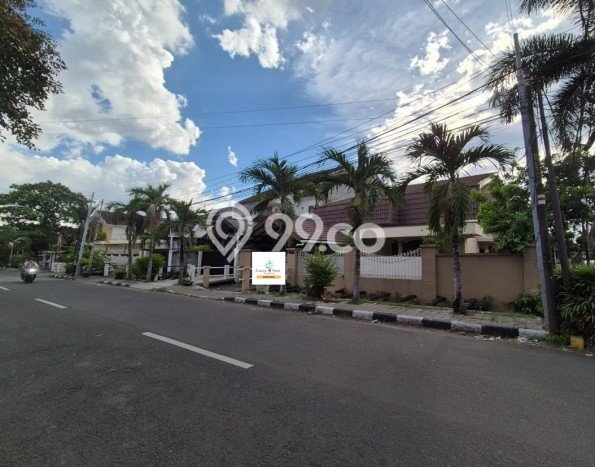 Rumah Elit Modern Tanpa Renovasi di Rawamangun Jakarta Timur Rumah Elit Modern Tanpa Renovasi di Rawamangun Jakarta Timur