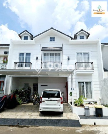 Rumah Strategis Modern Lb 190m2 di Pondok Aren, Tangerang Selatan Rumah Strategis Modern Lb 190m2 di Pondok Aren, Tangerang Selatan