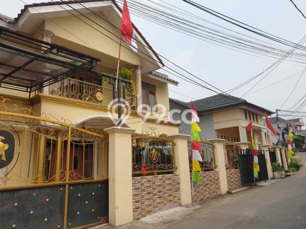 For Sale Rumah 4 Kamar Lokasi Ideal Bagus dan Strategis di Ciracas For Sale Rumah 4 Kamar Lokasi Ideal Bagus dan Strategis di Ciracas