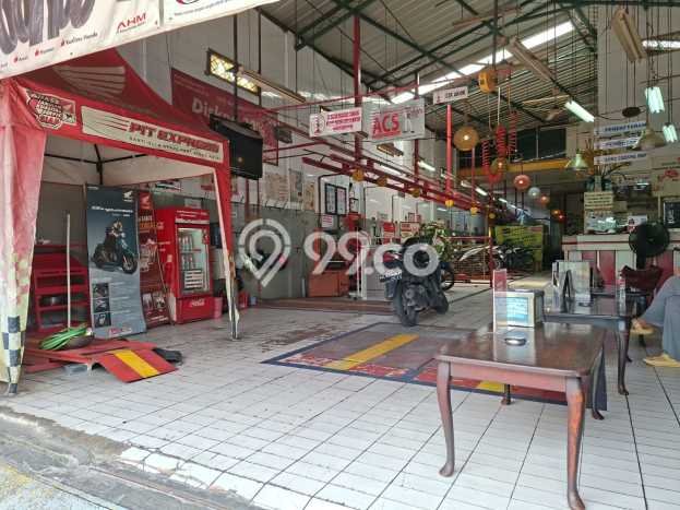 Komersial Bagus Dijual LB 200m2 Lokasi Strategis Jakarta Timur Area Cocok untuk Berbisnis Komersial Bagus Dijual LB 200m2 Lokasi Strategis Jakarta Timur Area Cocok untuk Berbisnis