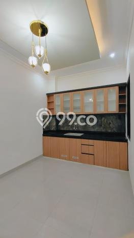 Rumah Mewah LB 225m2 Siap Pakai Desain Elegan di BSD Griya Loka, Tangerang Rumah Mewah LB 225m2 Siap Pakai Desain Elegan di BSD Griya Loka, Tangerang