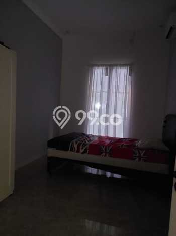 Rumah Modern Cantik 4 Kamar Bisa Langsung Pindah di Serpong Utara Rumah Modern Cantik 4 Kamar Bisa Langsung Pindah di Serpong Utara