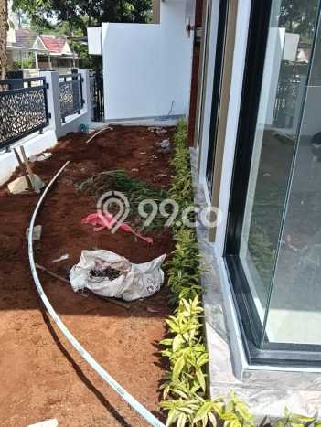 Rumah Mewah LB 330m2 Siap Pakai Desain Elegan di BSD Kencana Loka, Tangerang Rumah Mewah LB 330m2 Siap Pakai Desain Elegan di BSD Kencana Loka, Tangerang