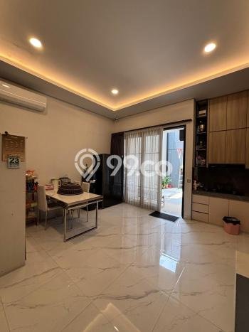 Rumah Elit LB 185m2 Siap Huni Desain Elegan di Meruya, Jakarta Barat Rumah Elit LB 185m2 Siap Huni Desain Elegan di Meruya, Jakarta Barat