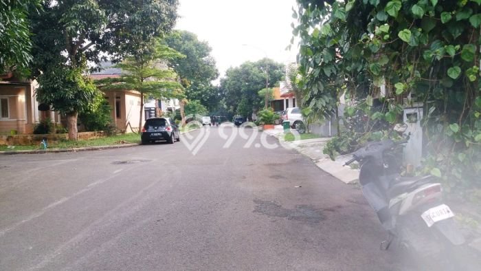 Hunian Mewah LB 200m2 Siap Pakai Desain Elegan di Graha Raya Bintaro, Tangerang Selatan Hunian Mewah LB 200m2 Siap Pakai Desain Elegan di Graha Raya Bintaro, Tangerang Selatan