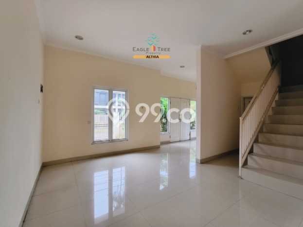 Hunian Mewah Dijual LT 194m2 di Pesanggrahan, Jakarta Selatan Hunian Mewah Dijual LT 194m2 di Pesanggrahan, Jakarta Selatan