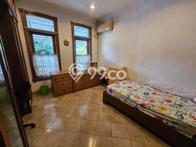 Rumah Mewah LB 450m2 Siap Pakai Desain Elegan di Pondok Indah, Jakarta Selatan Rumah Mewah LB 450m2 Siap Pakai Desain Elegan di Pondok Indah, Jakarta Selatan