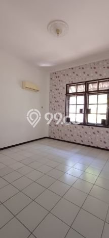 Rumah Eksklusif Siap Huni LT 300m2 di Kelapa Gading, Jakarta Utara Rumah Eksklusif Siap Huni LT 300m2 di Kelapa Gading, Jakarta Utara