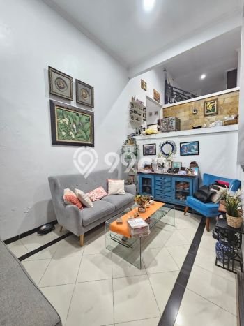 Rumah Minimalis 3 Kamar LT 189m2 di Villa Melati Mas Rumah Minimalis 3 Kamar LT 189m2 di Villa Melati Mas