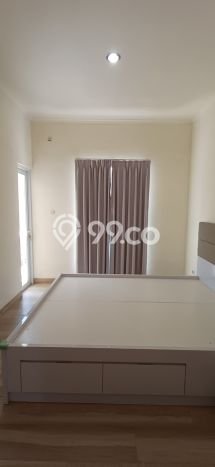 Rumah Modern 3 KT di BSD Kencana Loka Tangerang Semi Furnished Rumah Modern 3 KT di BSD Kencana Loka Tangerang Semi Furnished