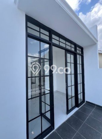 Dijual Rumah 3 Kamar Lokasi Ideal Bagus dan Strategis di BSD Dijual Rumah 3 Kamar Lokasi Ideal Bagus dan Strategis di BSD