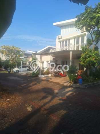 Rumah Luas Asri 4 KT Siap Huni di BSD Nusaloka Tangerang Rumah Luas Asri 4 KT Siap Huni di BSD Nusaloka Tangerang
