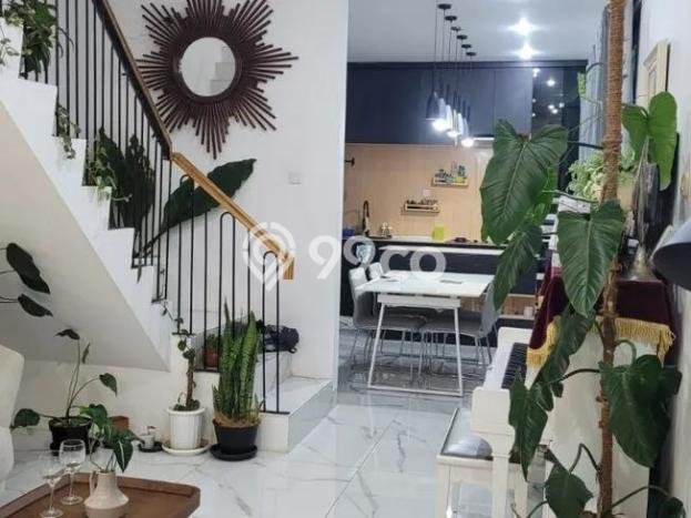 Rumah LT 147m2m² / LB 220m2m² View Kota di , Bandung Rumah LT 147m2m² / LB 220m2m² View Kota di , Bandung