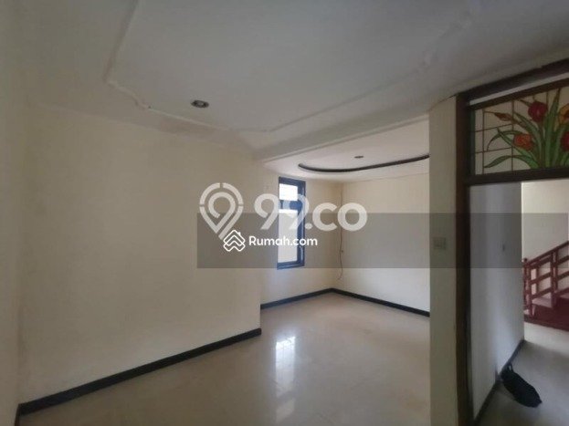 Rumah Mewah Dijual LT 260m2 di Antapani, Bandung Rumah Mewah Dijual LT 260m2 di Antapani, Bandung